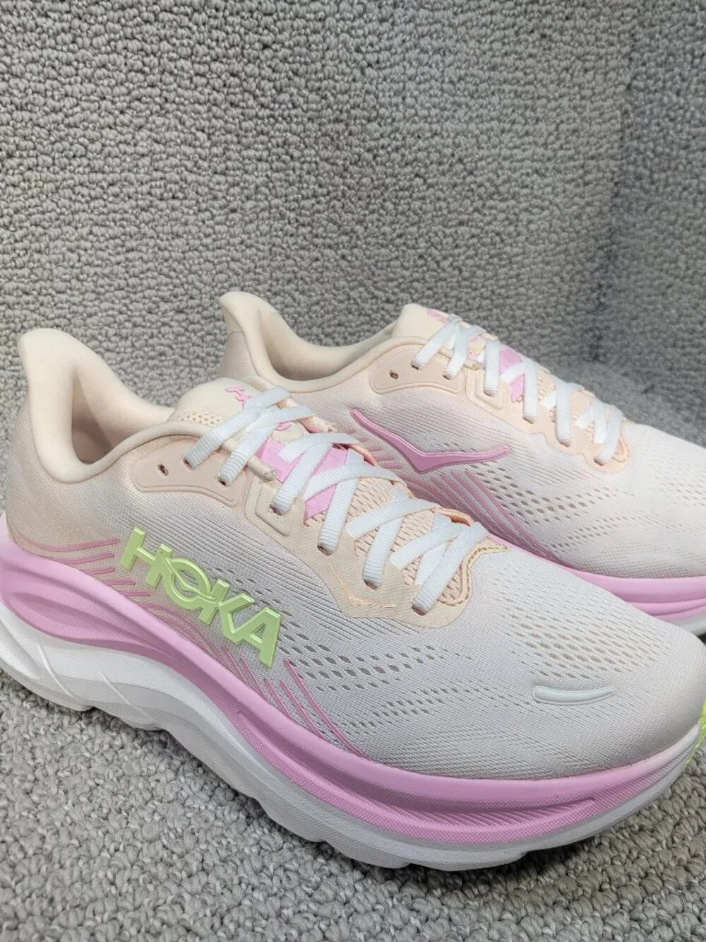 Hoka One One Clifton 11 Women's Size 9B Tangerine Glow White 1176573 TWW